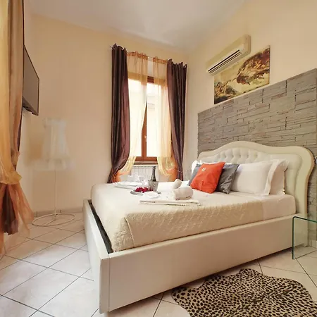 Luxury Domus Διαμέρισμα *