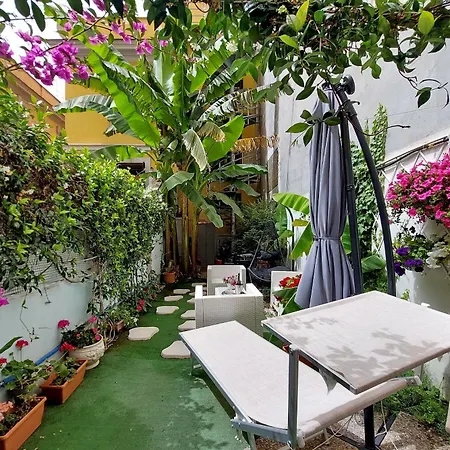 Luxury Domus Διαμέρισμα *