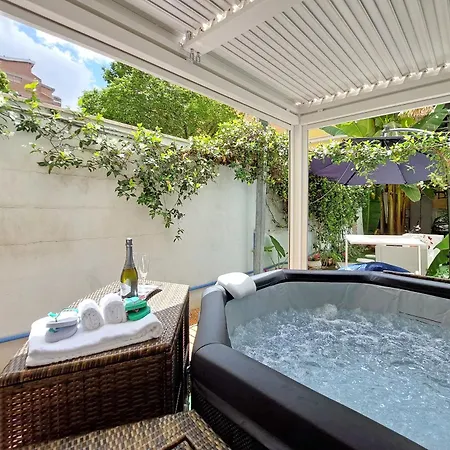 Luxury Domus *