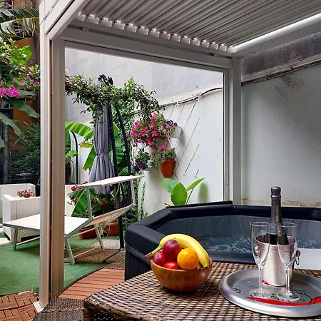 Luxury Domus *